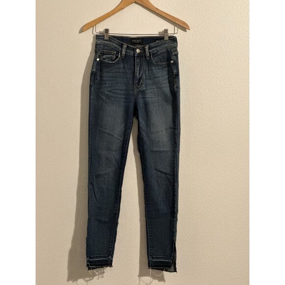 Judy Blue Women's Skinny Fit Jeans Size 1/25 Dark Wash Denim Stretch Raw Hem - Picture 1 of 15